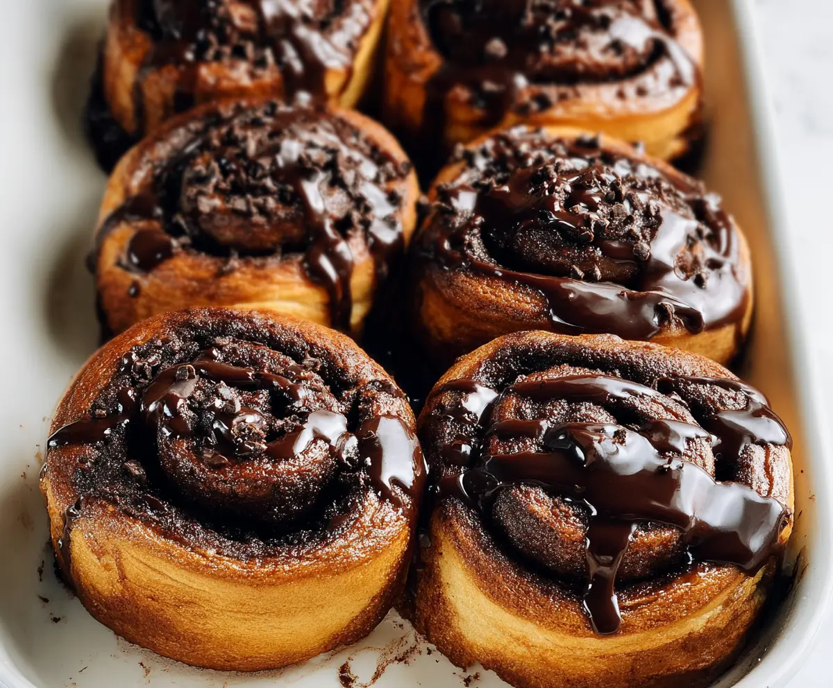 Delicious Chocolate Cinnamon Rolls