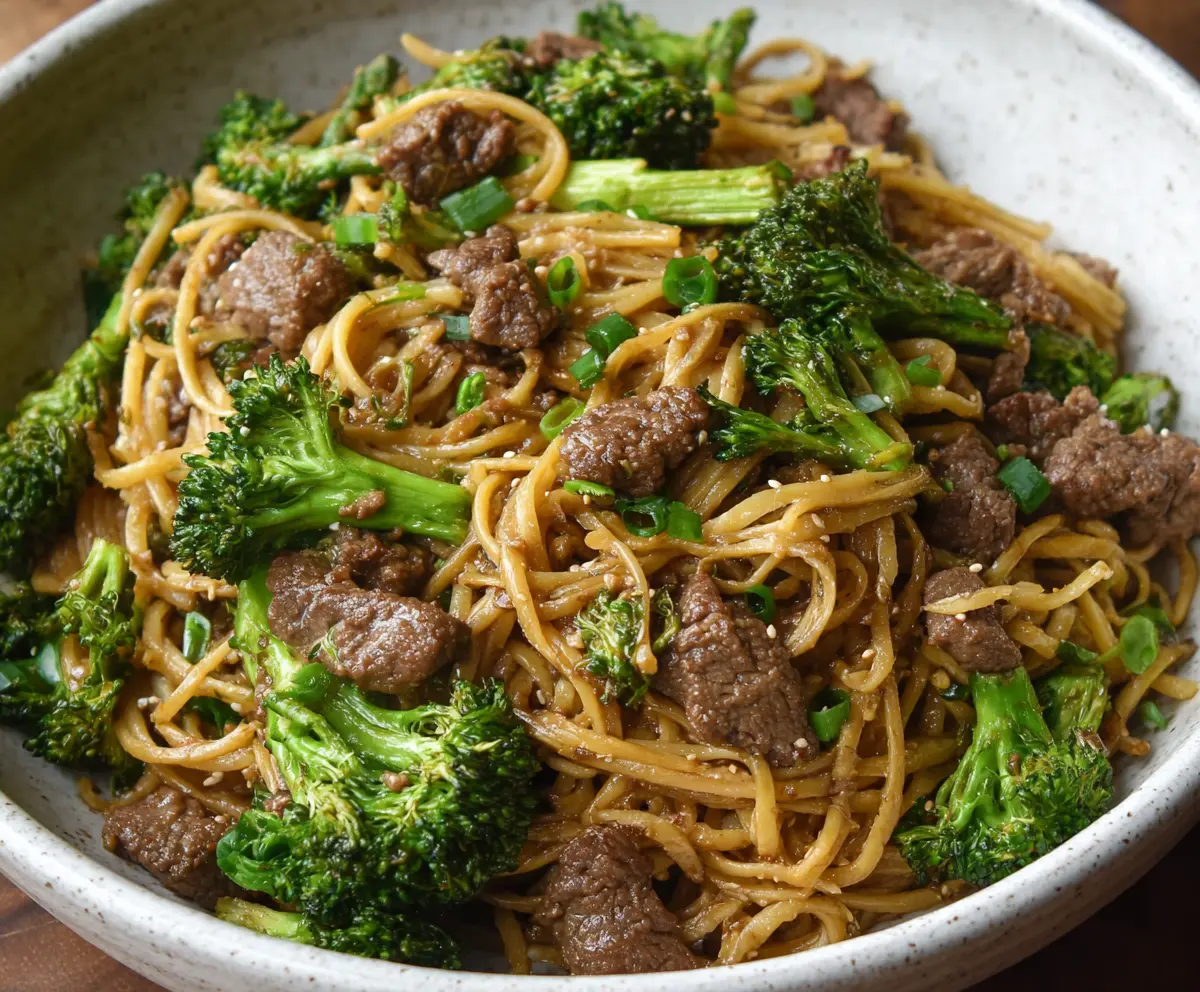 Garlic Ginger Beef & Broccoli Noodles