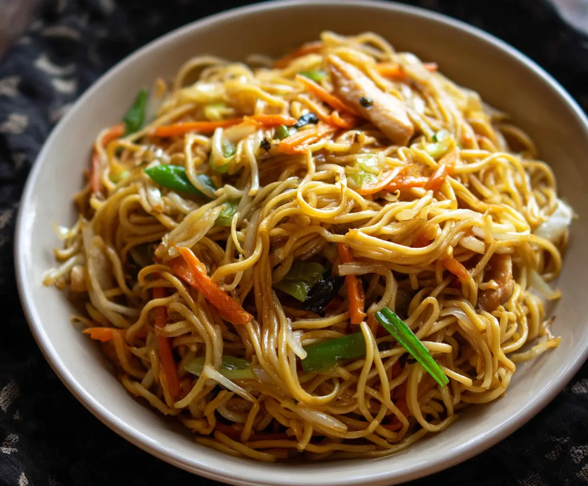 Easy Homemade Chow Mein Recipe